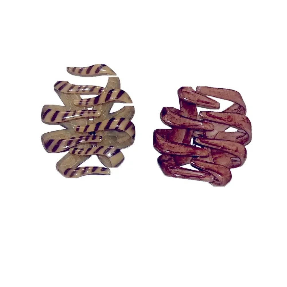 Set of Two Hair Claw Clips in Brown and Tan